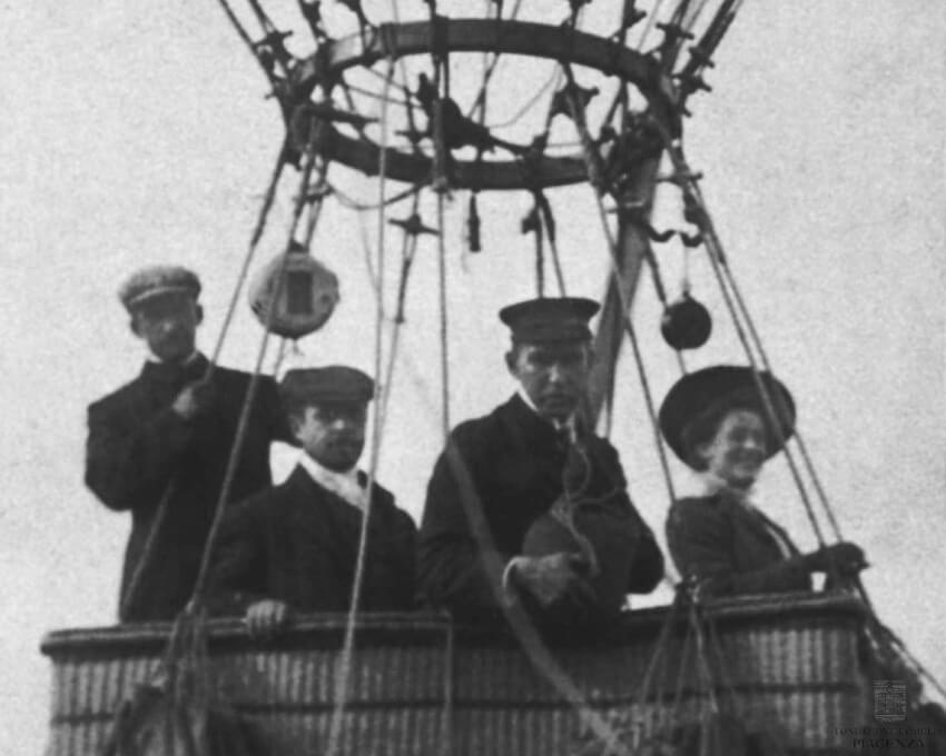 Equipaggio dell’Albatros pronto per la partenza , 1909