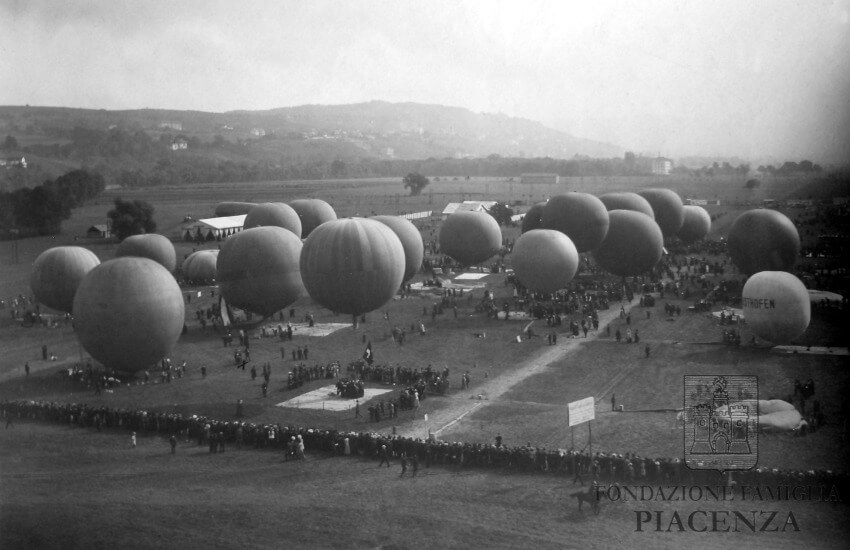 Il campo di gara della Gordon Bennet, Zurigo, a cui prese parte Guido Piacenza (foto A. G. Wehrli) , 1909