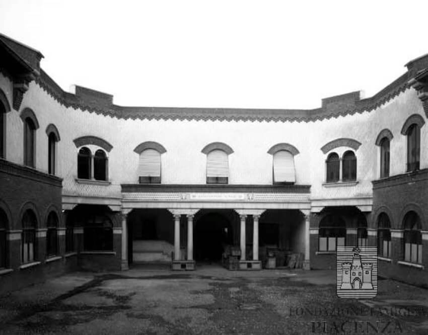 Cortile interno del Lanificio di Torino