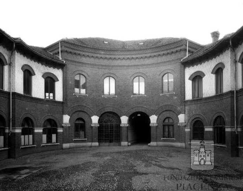 Cortile interno del Lanificio di Torino